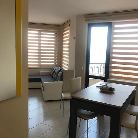 Apartmán комплекс рич 2 *